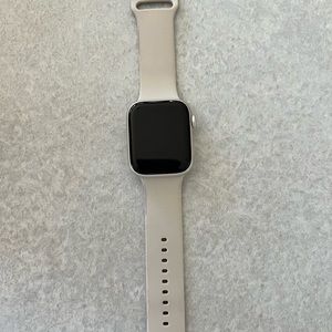 Apple Watch Series 7 45mm GPS, 22 bands, 2 chargers